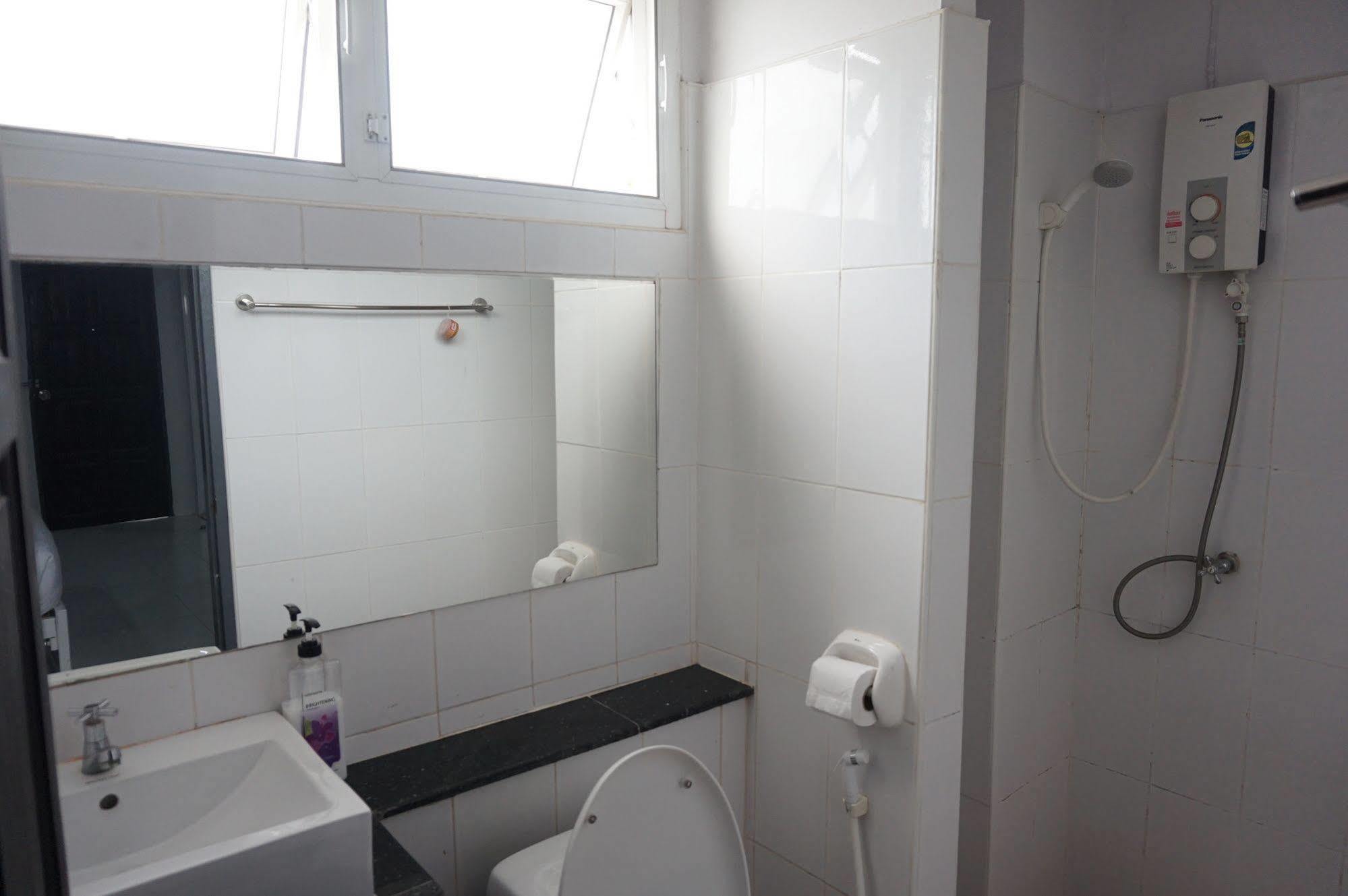 Aparthotel The One Phetchabun Esterno foto